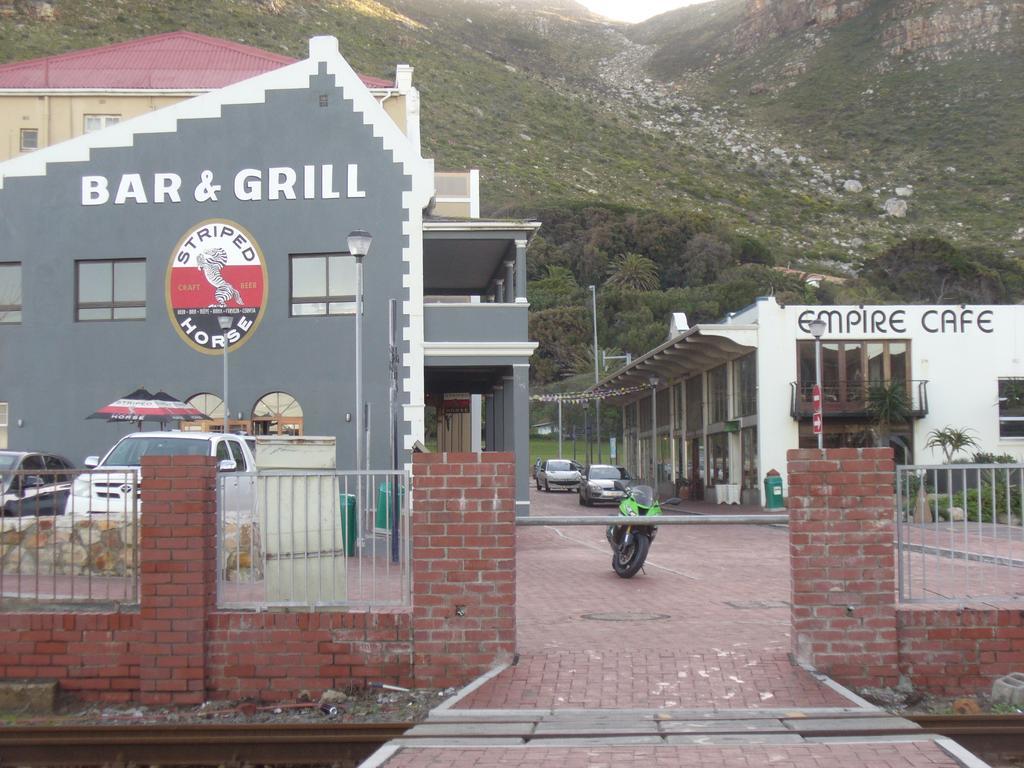 Apartamento Royal At Sea Muizenberg Exterior foto